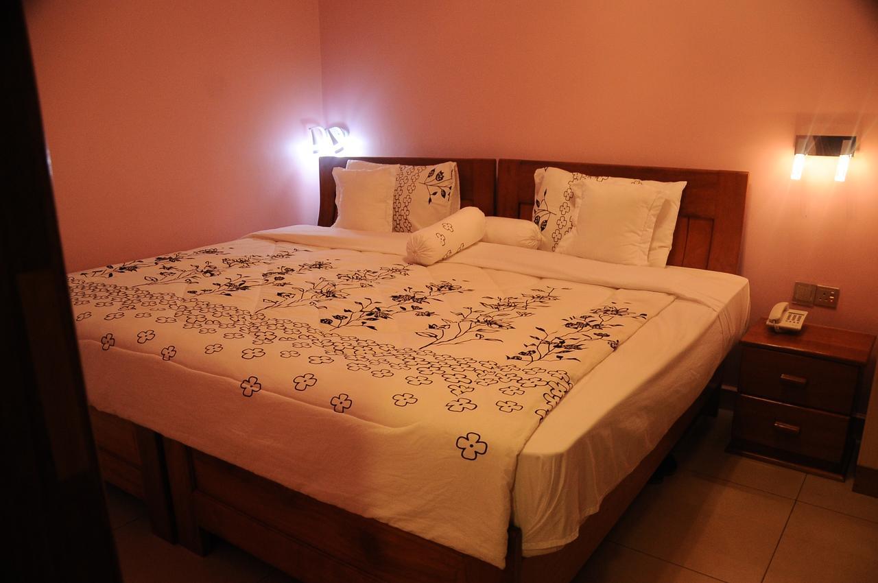 Modern Villa Hotel Kigali Esterno foto